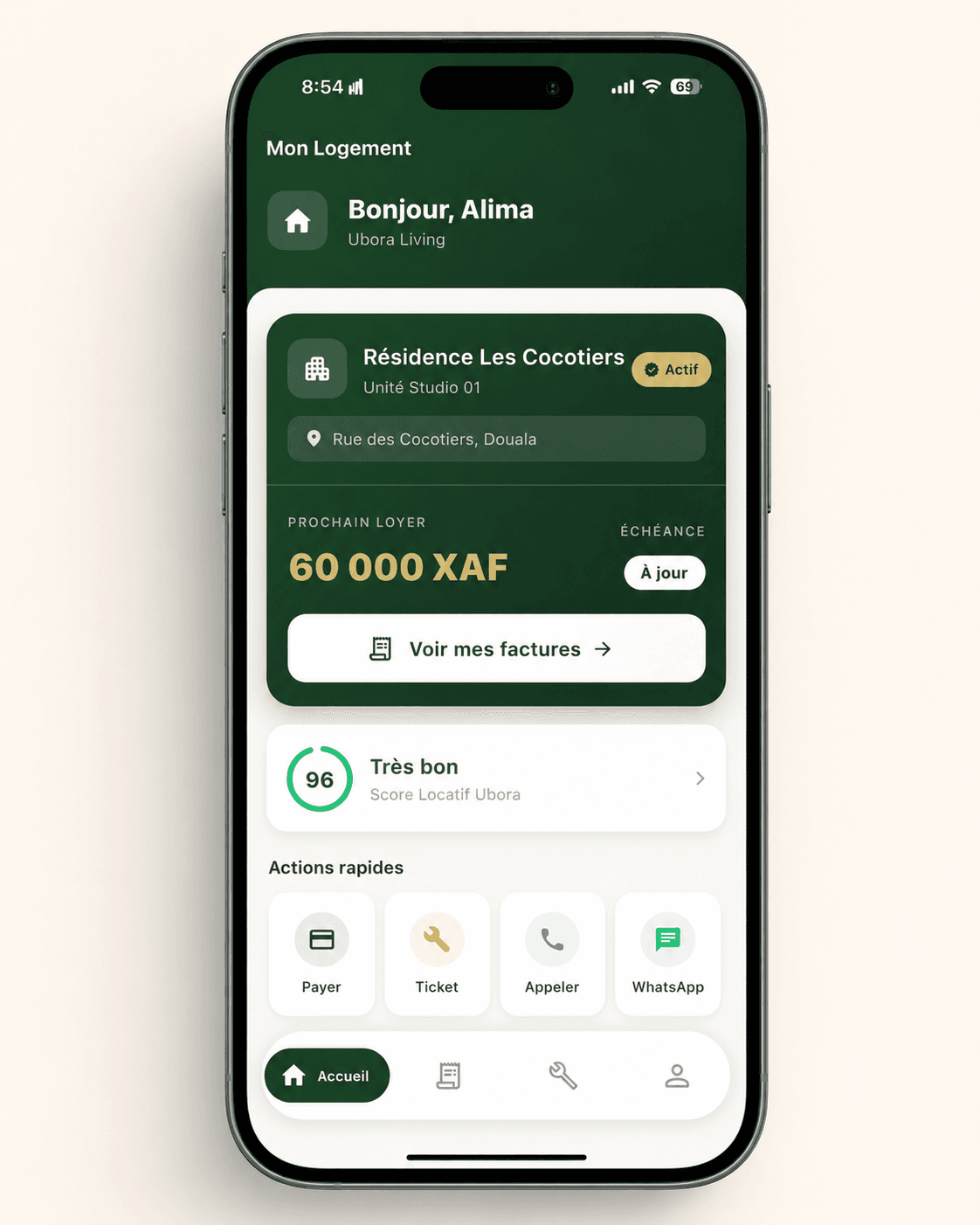 Application Ubora Living sur iPhone : prochain loyer, score locatif de 96 et actions rapides